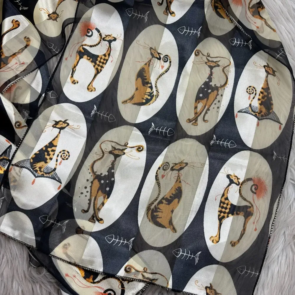 Unbranded Cat‎ Print Rectangular Scarf Black Cream Poly Silk Feel